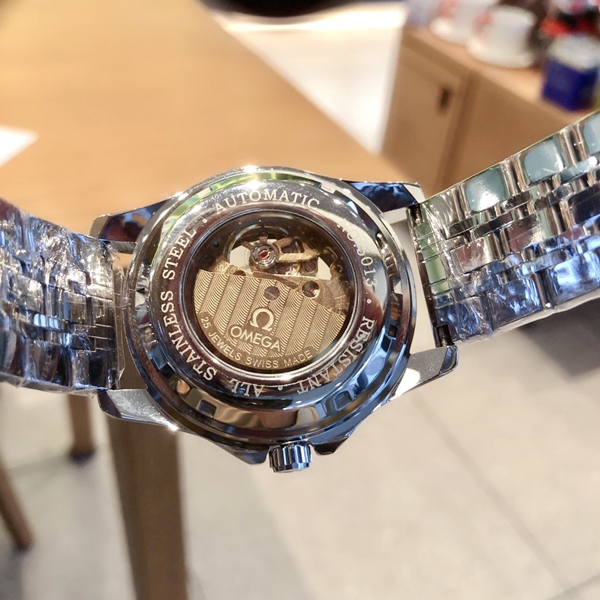 ブランド時計細部ディテール